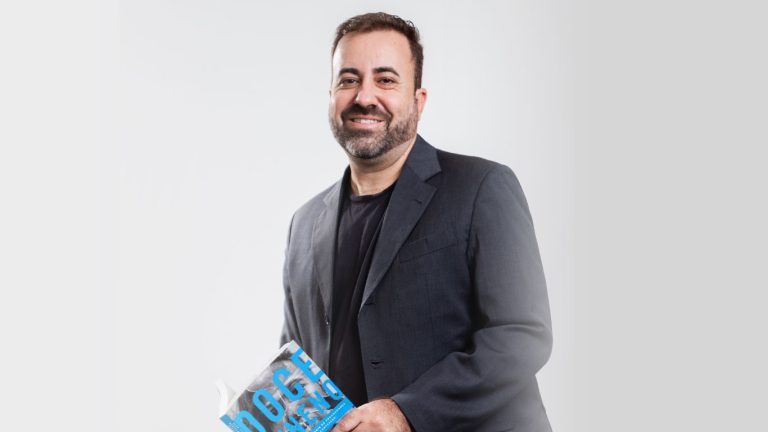Novo Livro Revela Bastidores de Fraudes e Assédio no Ambiente Corporativo Brasileiro