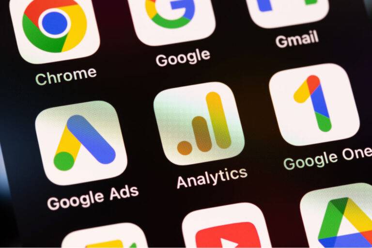 Vandredi Nwa 2025 nan Brezil: Enstalasyon yo estabilize apre yon bès ane pase, pandan ke remarketing ak konvèsyon sou iOS yo ap monte an flèche.