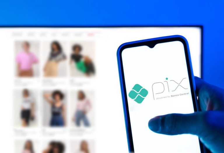 Pix amplia recursos e deve dominar transações digitais no Brasil até 2027