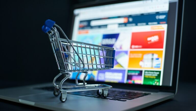 Varejo online migra para o WhatsApp e estratégia do clique direto reduz abandono de carrinho