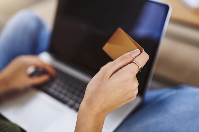 Visa redesenha plataforma de benefícios para impulsionar experiência de clientes em parceria com a Thoughtworks