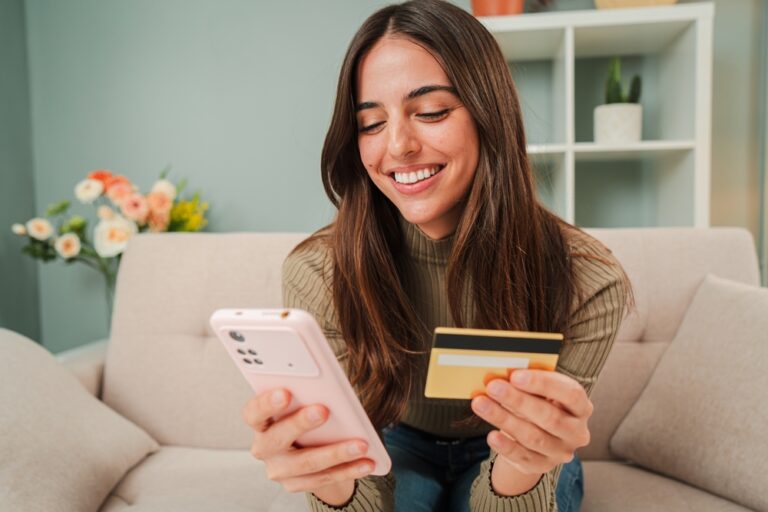 Eletrônicos lideram a preferência de 37,3% dos consumidores para o Amazon Prime Day 2025, aponta pesquisa do Promobit