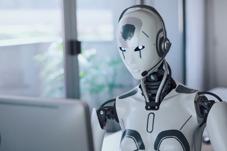 RPA 与人工智能：融合推动认知自动化