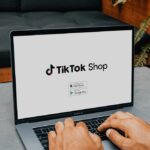 Madrid,,Spain;,05,28,2025,Close-up,Of,Hands,Browsing,Tiktok